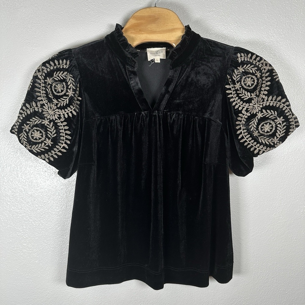 Umgee Velvet Embroidered Short Sleeve Top Size Large Black Boho Romantic Blouse